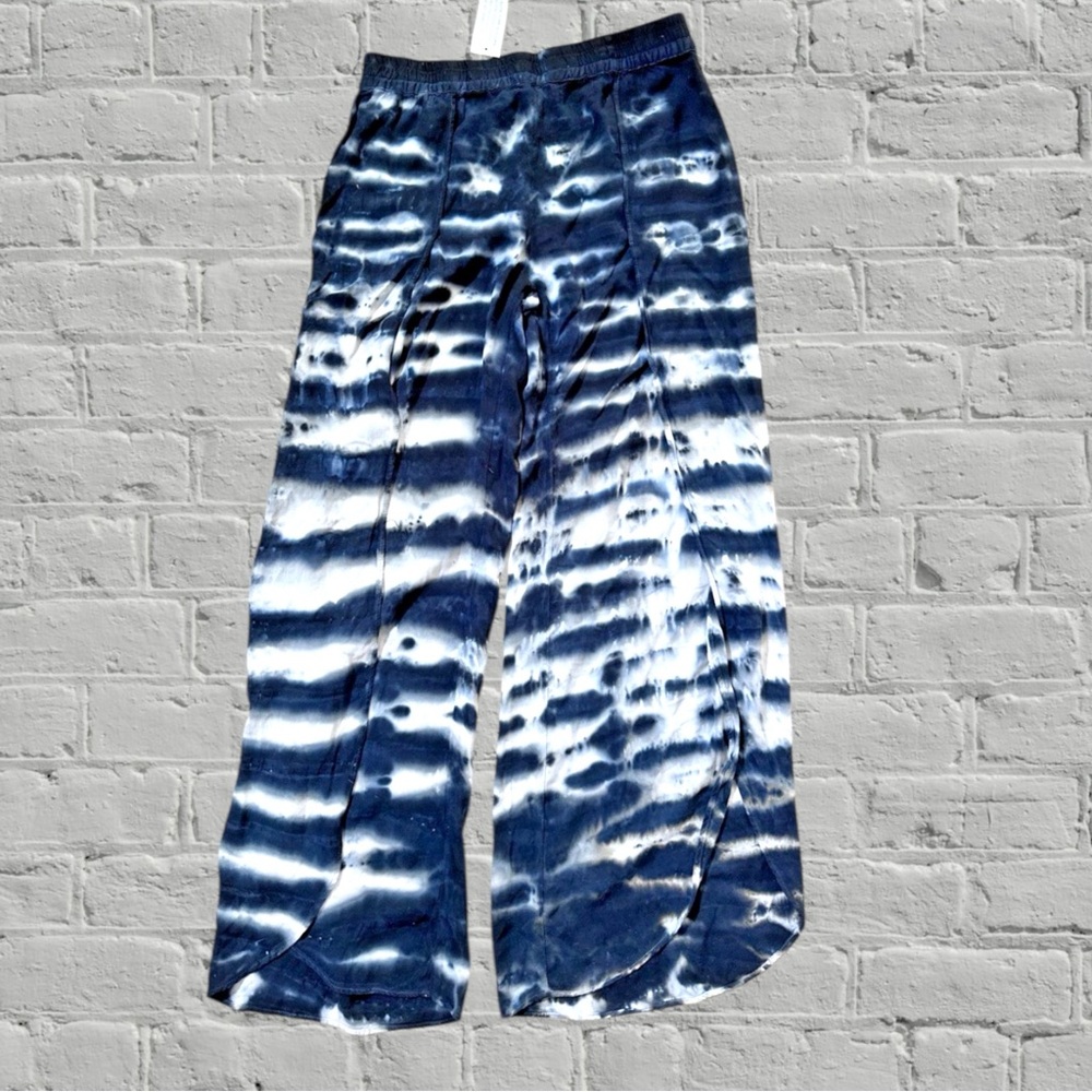 NWT YOUNG FABULOUS & BROKE NAVY OR BLACK and White Tie-Dye Wide Leg Pants SMALL